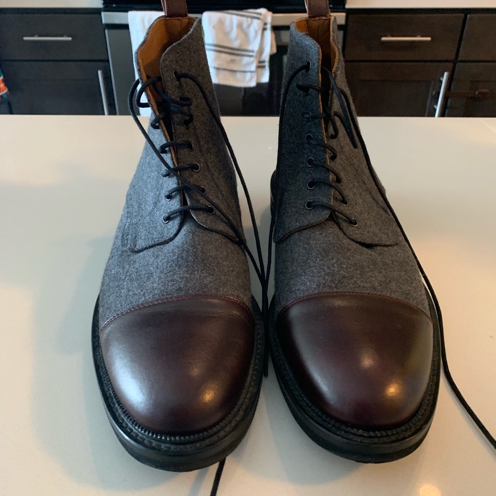 Never use without tag  /  Jack Boot in Grey